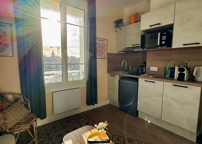 アパート Au Coeur De La Ville, 2 Pieces トルヴィル＝シュル＝メール